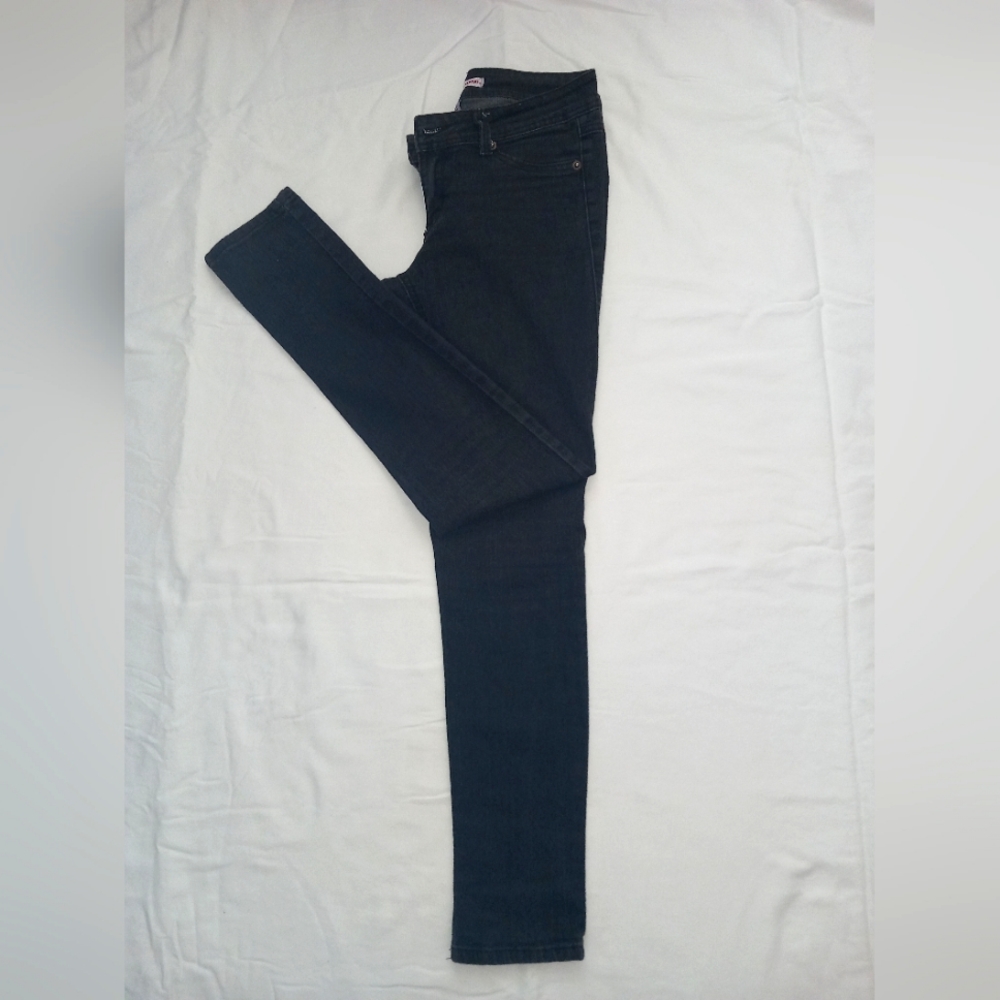 Black skinny jean